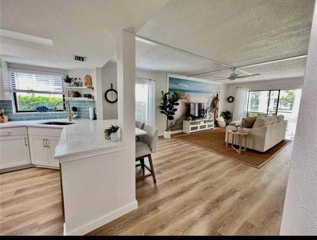 7203 CURTISS AVENUE 1A, Sarasota, FL 34231