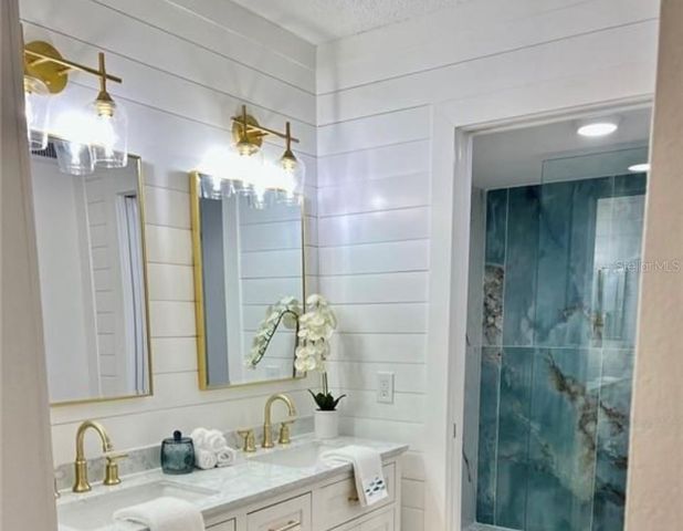 7203 CURTISS AVENUE 1A, Sarasota, FL 34231