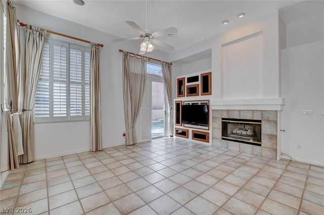 2013 Spring Rose Street, Las Vegas, NV 89134