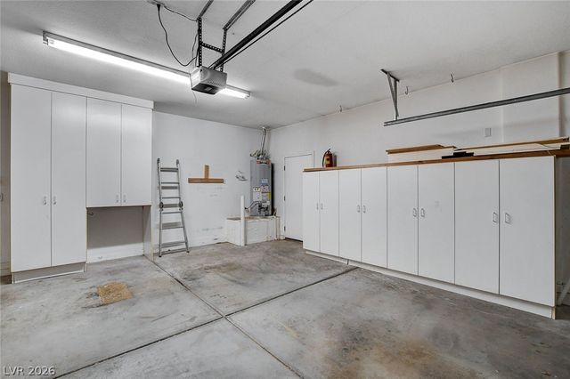 2013 Spring Rose Street, Las Vegas, NV 89134