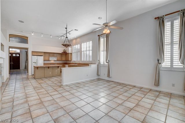 2013 Spring Rose Street, Las Vegas, NV 89134