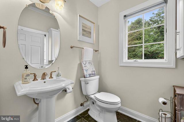 6623 LOCUST WAY, Annandale, VA 22003