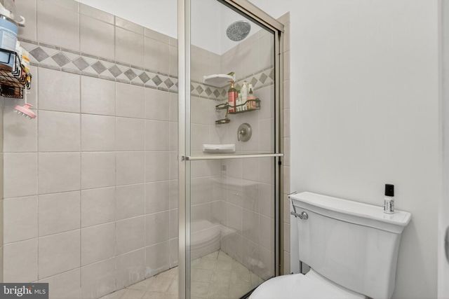 6623 LOCUST WAY, Annandale, VA 22003