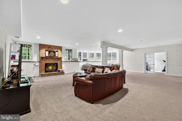6623 LOCUST WAY, Annandale, VA 22003