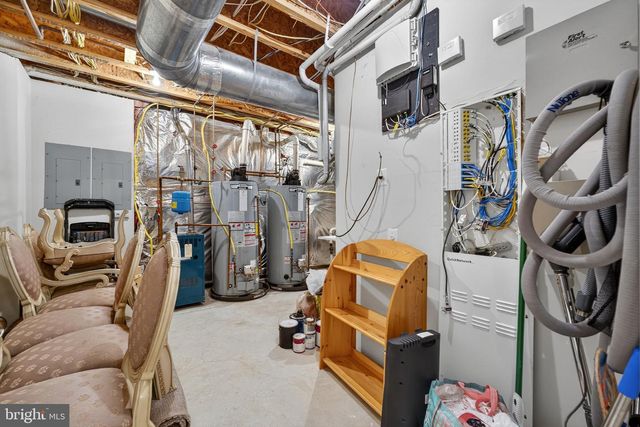 6623 LOCUST WAY, Annandale, VA 22003