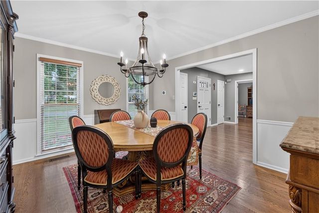 12400 Sagamore Road, Leawood, KS 66209