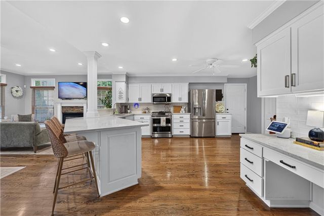 12400 Sagamore Road, Leawood, KS 66209