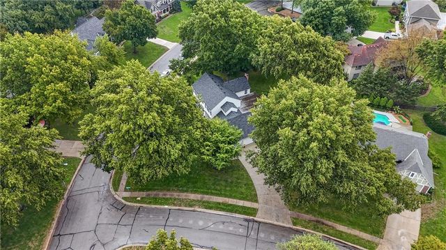 12400 Sagamore Road, Leawood, KS 66209