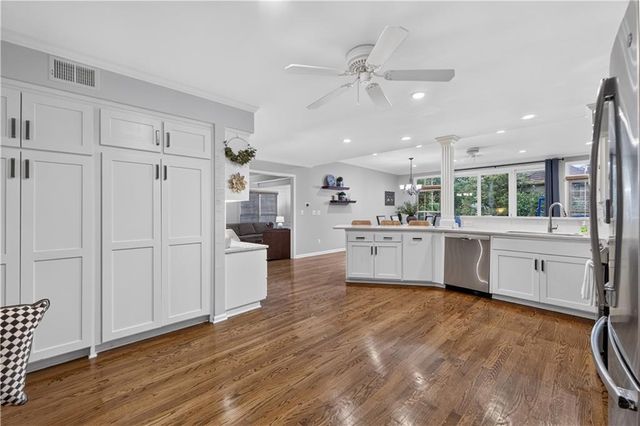 12400 Sagamore Road, Leawood, KS 66209