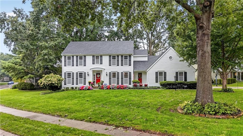 12400 Sagamore Road, Leawood, KS 66209