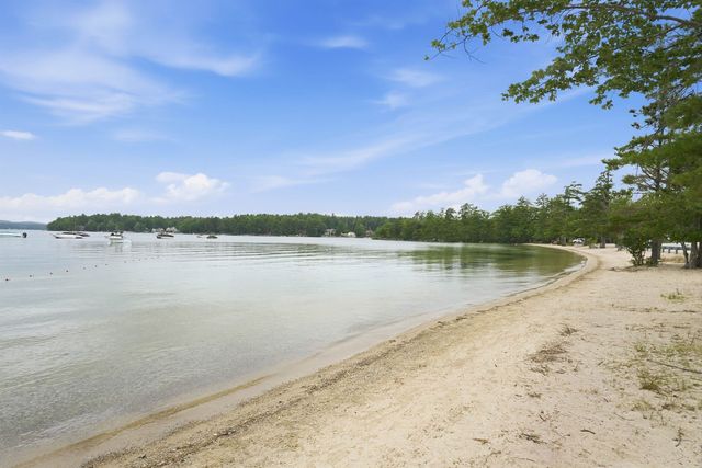 53 Deer Run Lane, Moultonborough, NH 03254