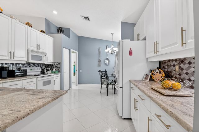 5050 Polly Park Lane, Boynton Beach, FL 33437