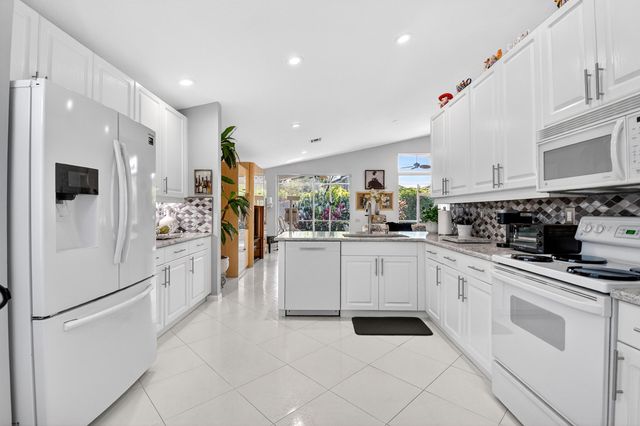 5050 Polly Park Lane, Boynton Beach, FL 33437