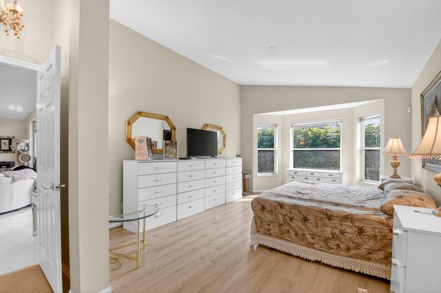 5050 Polly Park Lane, Boynton Beach, FL 33437