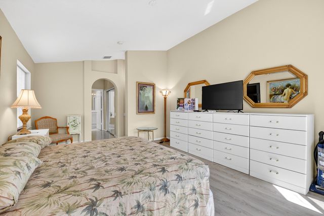 5050 Polly Park Lane, Boynton Beach, FL 33437