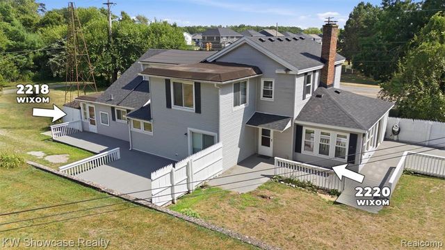 2220 Wixom Road, Commerce Twp, MI 48382