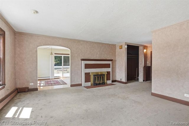 2220 Wixom Road, Commerce Twp, MI 48382