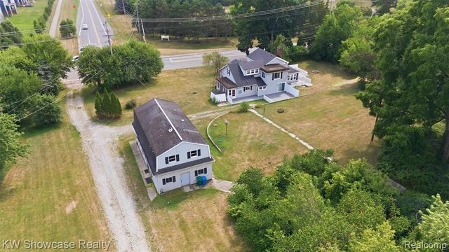 2220 Wixom Road, Commerce Twp, MI 48382