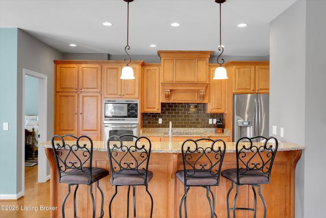 13410 Kristen Leigh Ct, Louisville, KY 40299