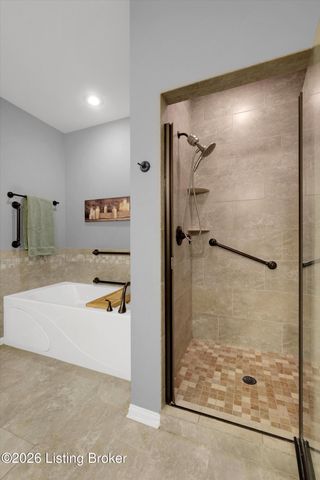 13410 Kristen Leigh Ct, Louisville, KY 40299