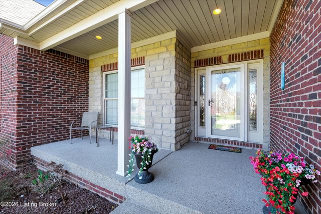 13410 Kristen Leigh Ct, Louisville, KY 40299