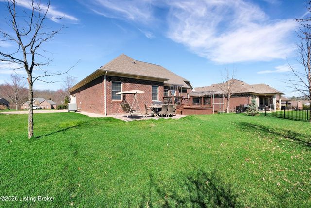 13410 Kristen Leigh Ct, Louisville, KY 40299