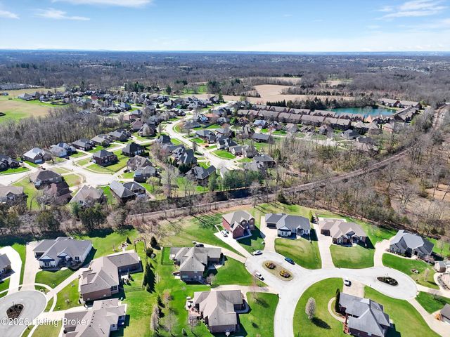 13410 Kristen Leigh Ct, Louisville, KY 40299