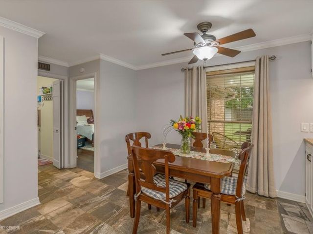 7433 Camelback Drive, Shreveport, LA 71105