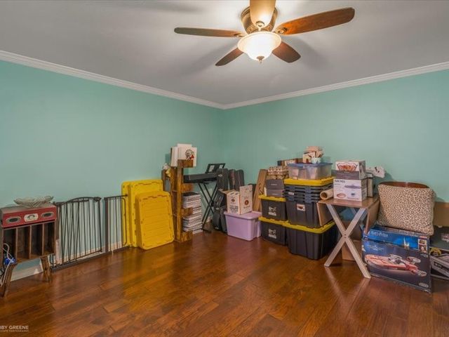7433 Camelback Drive, Shreveport, LA 71105