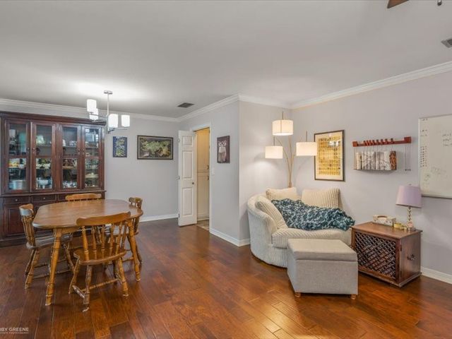 7433 Camelback Drive, Shreveport, LA 71105