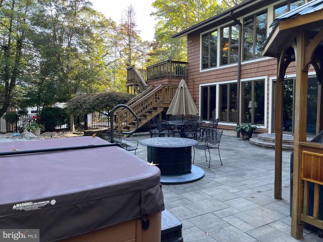 3530 CEDAR DR, Edgewater, MD 21037