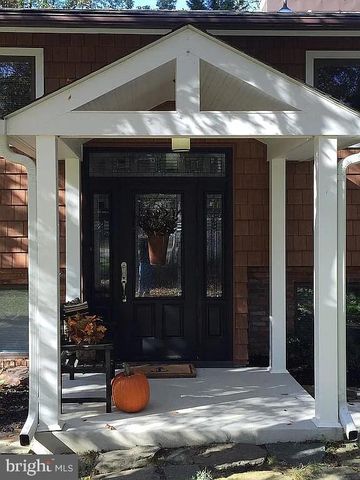 3530 CEDAR DR, Edgewater, MD 21037