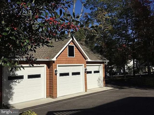 3530 CEDAR DR, Edgewater, MD 21037