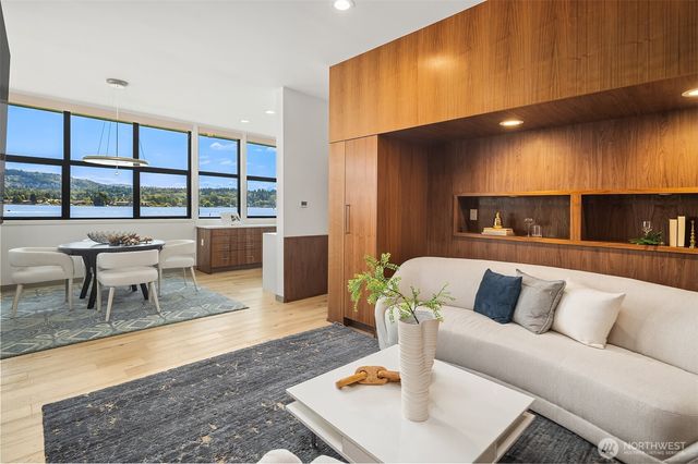 3840 E Mercer Way, Mercer Island, WA 98040