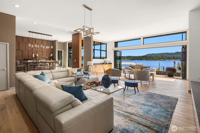 3840 E Mercer Way, Mercer Island, WA 98040