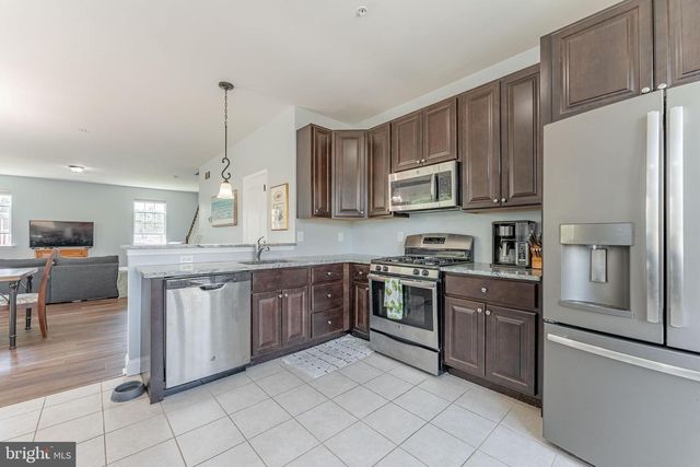 752 CEDAR LN, Norristown, PA 19401