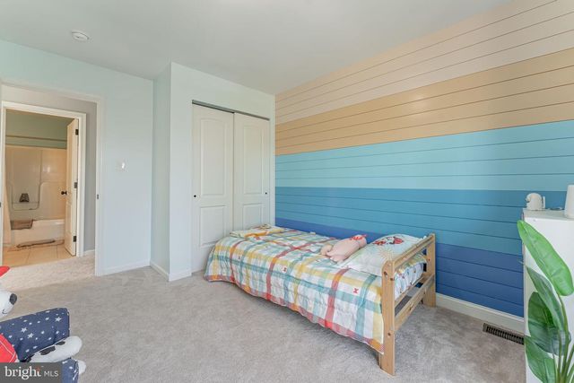 752 CEDAR LN, Norristown, PA 19401