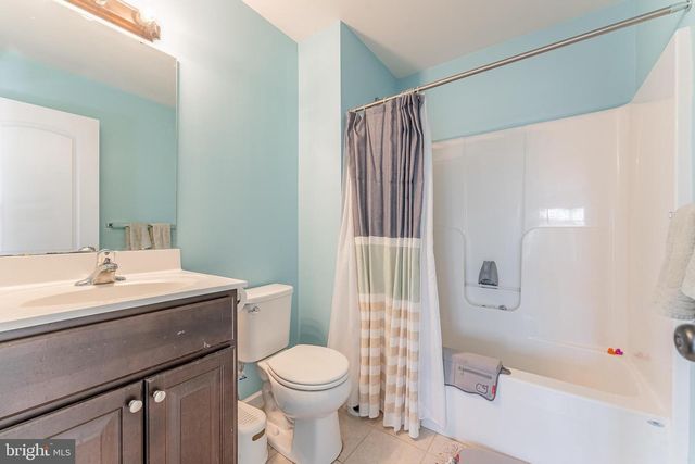 752 CEDAR LN, Norristown, PA 19401