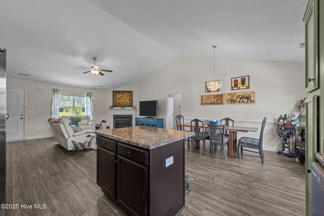 1830 Riggs Road, Maysville, NC 28555