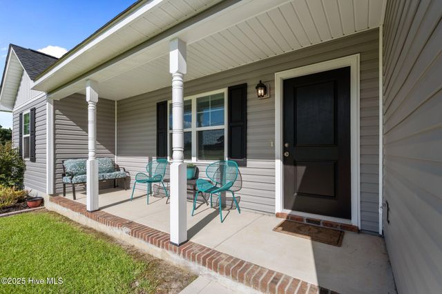 1830 Riggs Road, Maysville, NC 28555