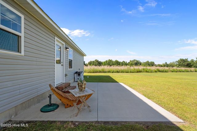 1830 Riggs Road, Maysville, NC 28555