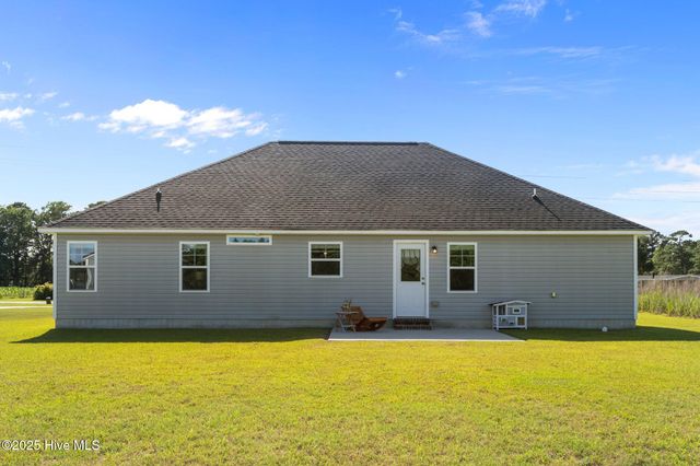 1830 Riggs Road, Maysville, NC 28555