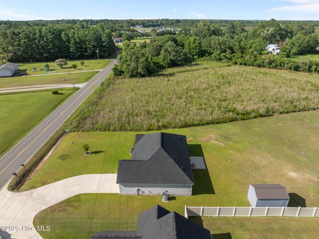 1830 Riggs Road, Maysville, NC 28555