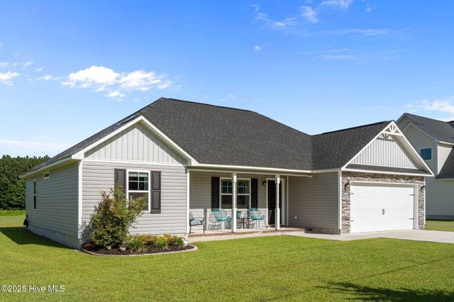 1830 Riggs Road, Maysville, NC 28555