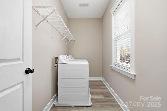 11334 Charlotte View Drive, Charlotte, NC 28277