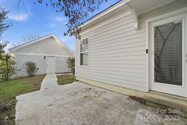 11334 Charlotte View Drive, Charlotte, NC 28277