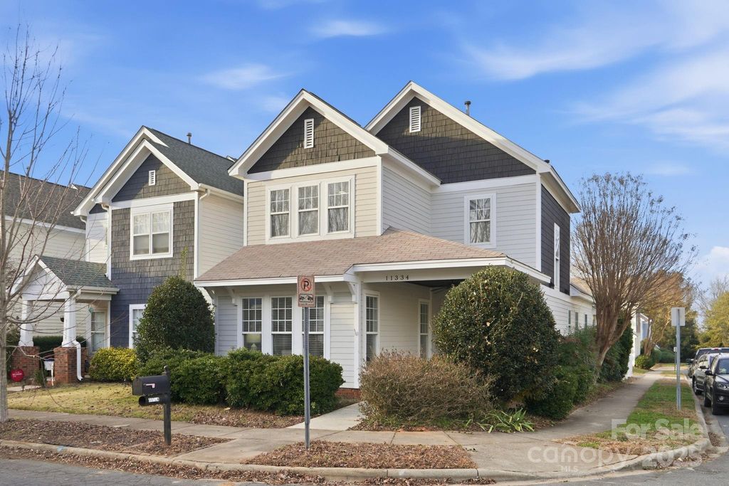 11334 Charlotte View Drive, Charlotte, NC 28277