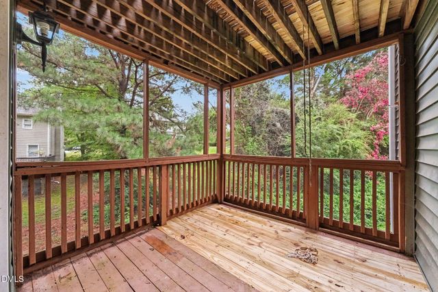 4 Brightleaf Court, Durham, NC 27713