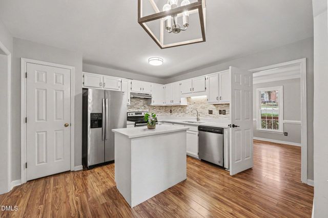 4 Brightleaf Court, Durham, NC 27713
