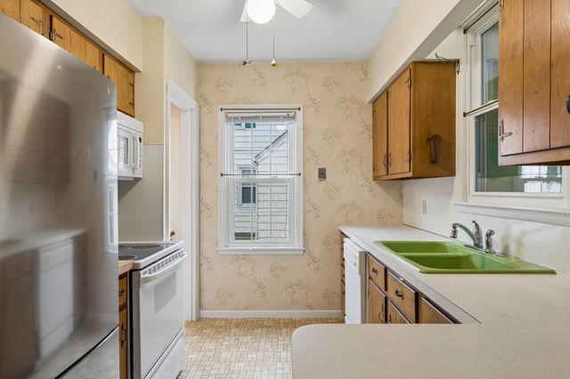 4064 Xenwood Avenue S, Saint Louis Park, MN 55416